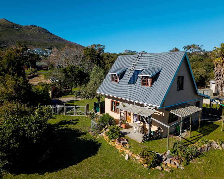 4 Bedroom Property for Sale in Meadowsteads Western Cape